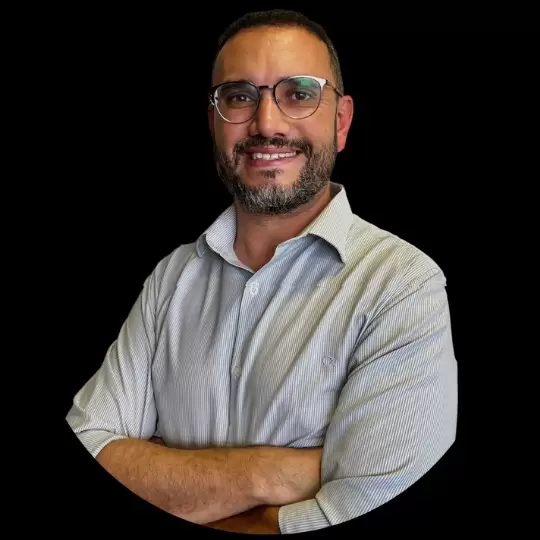 FERNANDO HENRIQUE GUIMARÃES - Arquiteto e Urbanista